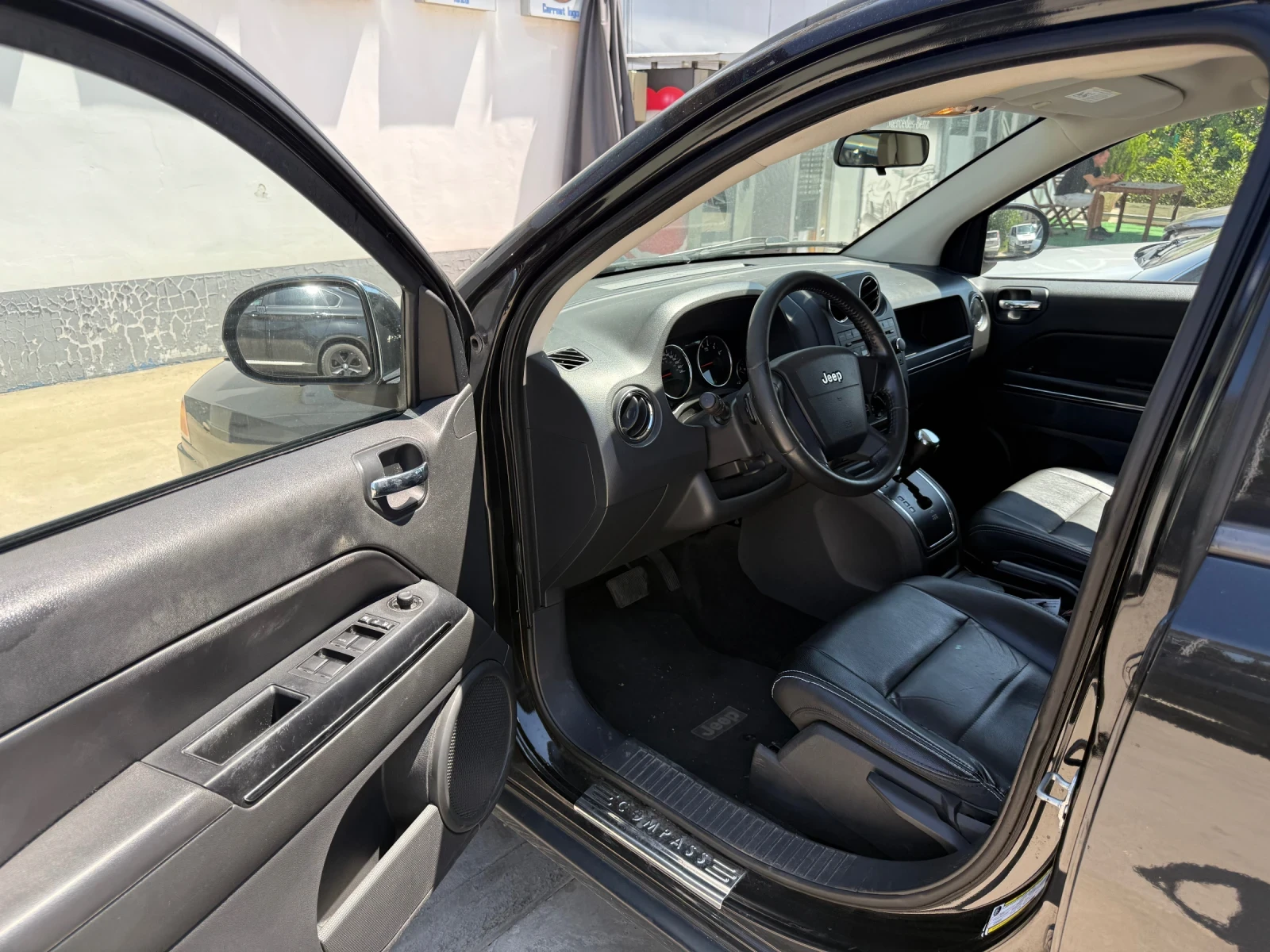 Jeep Compass, снимка 7 - Автомобили и джипове - 55393419