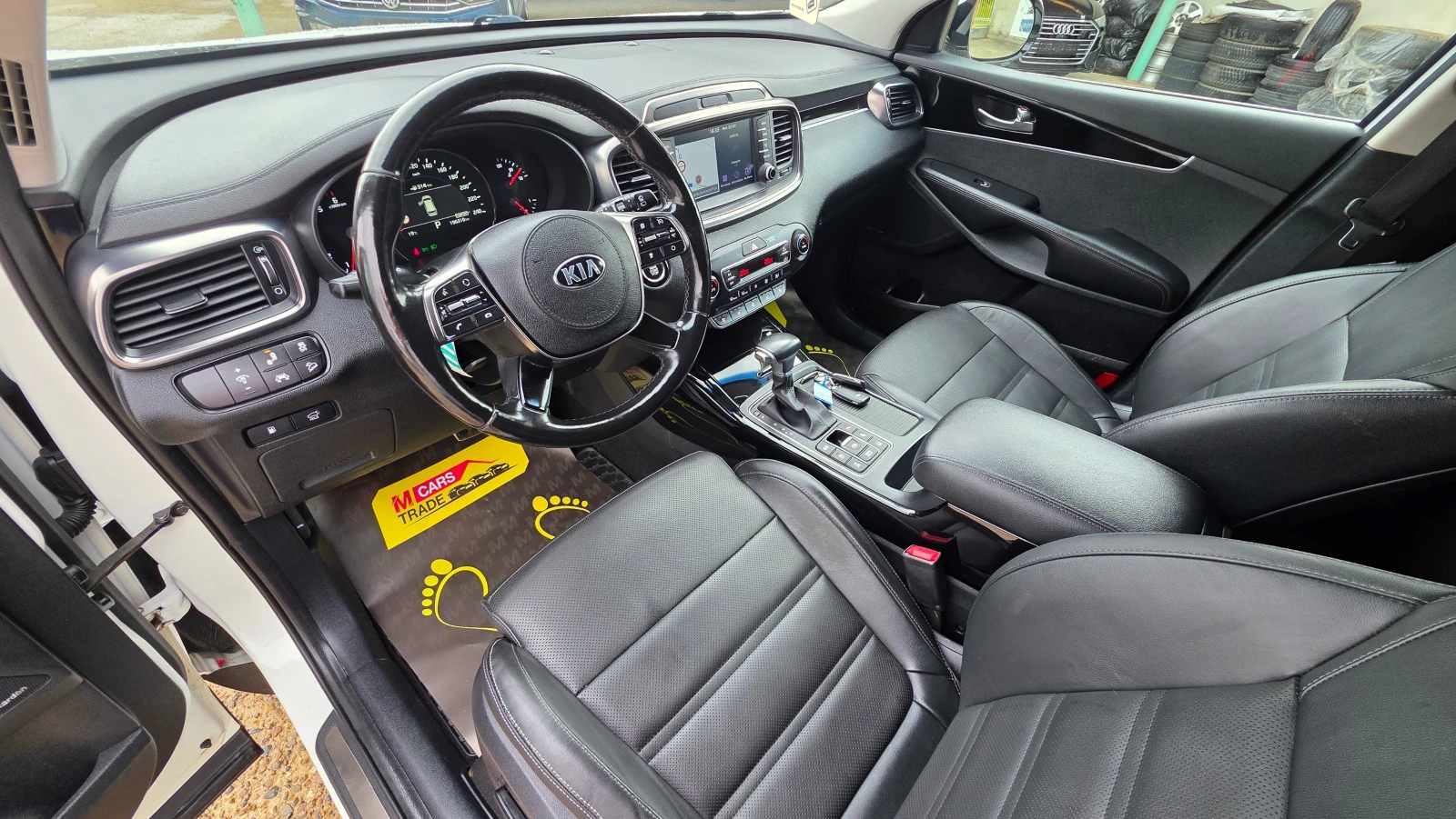 Kia Sorento 2.2 CRDi/4x4/Facelift/Швейцария, снимка 8 - Автомобили и джипове - 55393941