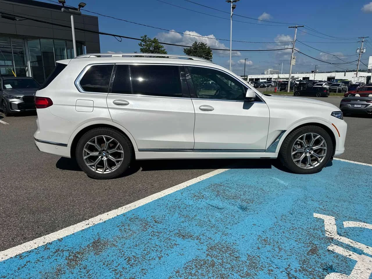 BMW X7 xDrive40i | ОТ ПРЕДСТАВИТЕЛСТВО НА BMW, снимка 4 - Автомобили и джипове - 55437624