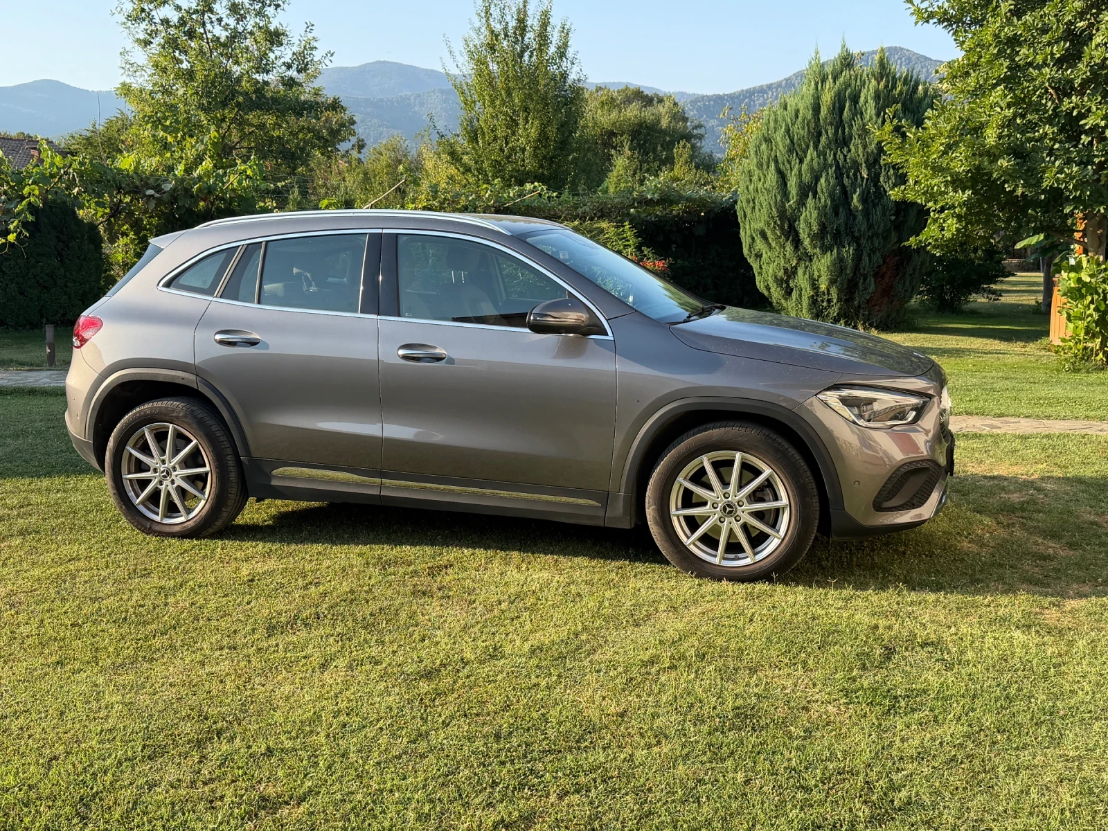 Mercedes-Benz GLA 220