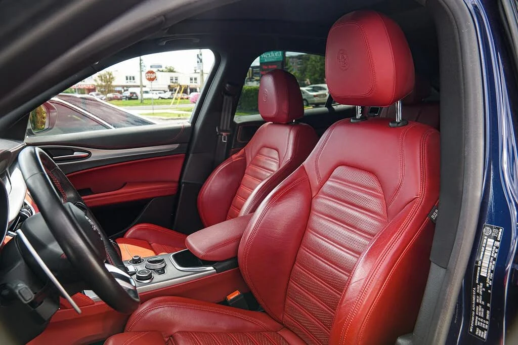 Alfa Romeo Stelvio 2021* TI* PANO* HARMAN* DIS* КРАЙНА ЦЕНА, снимка 11 - Автомобили и джипове - 56046428