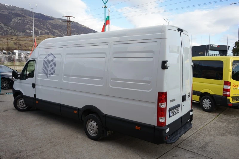 Iveco Daily 3.0HPI* 35s15* XXL база* Климатик, снимка 6 - Бусове и автобуси - 43639437