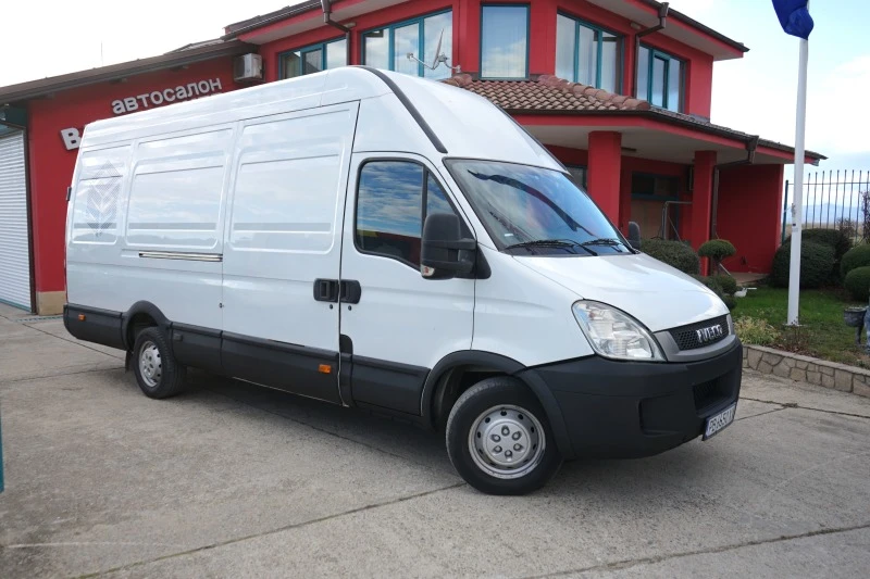 Iveco Daily 3.0HPI* 35s15* XXL база* Климатик, снимка 14 - Бусове и автобуси - 43639437