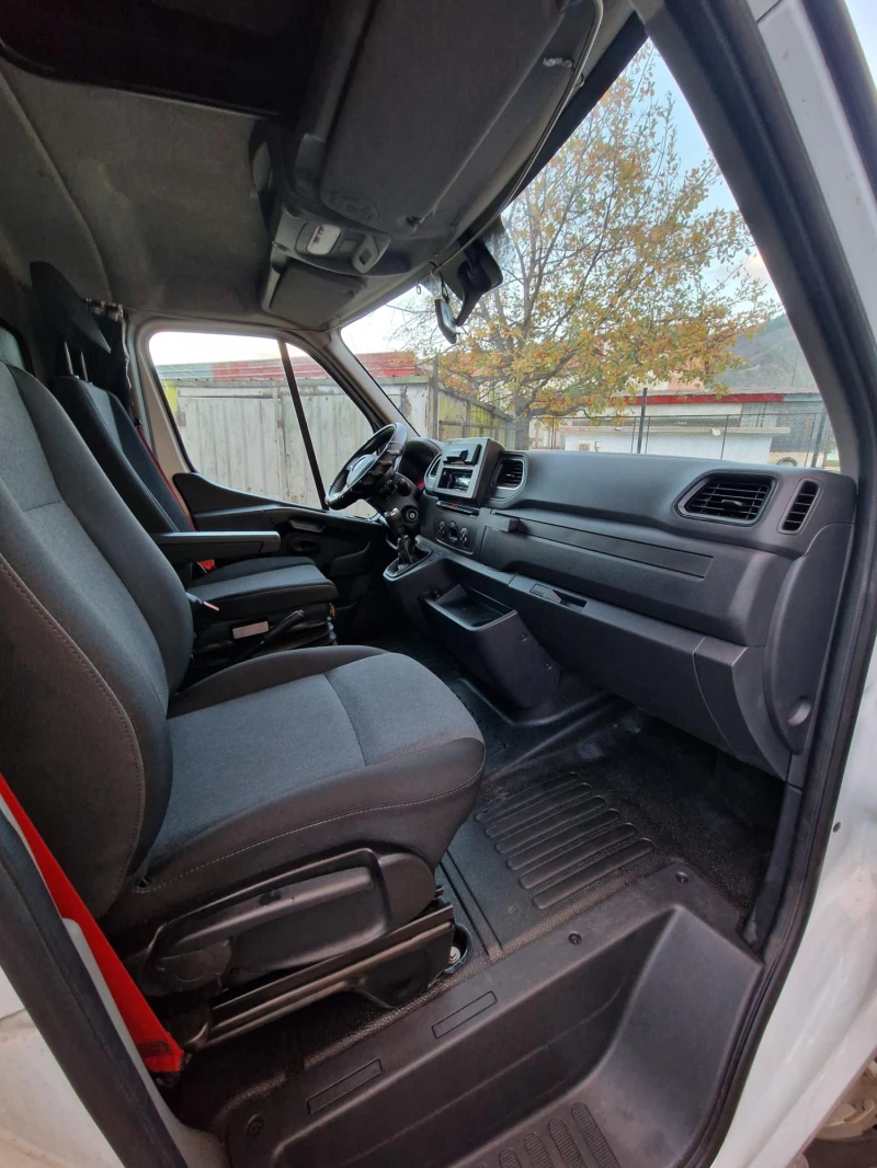 Renault Master 10 палетен , снимка 10 - Бусове и автобуси - 52588177