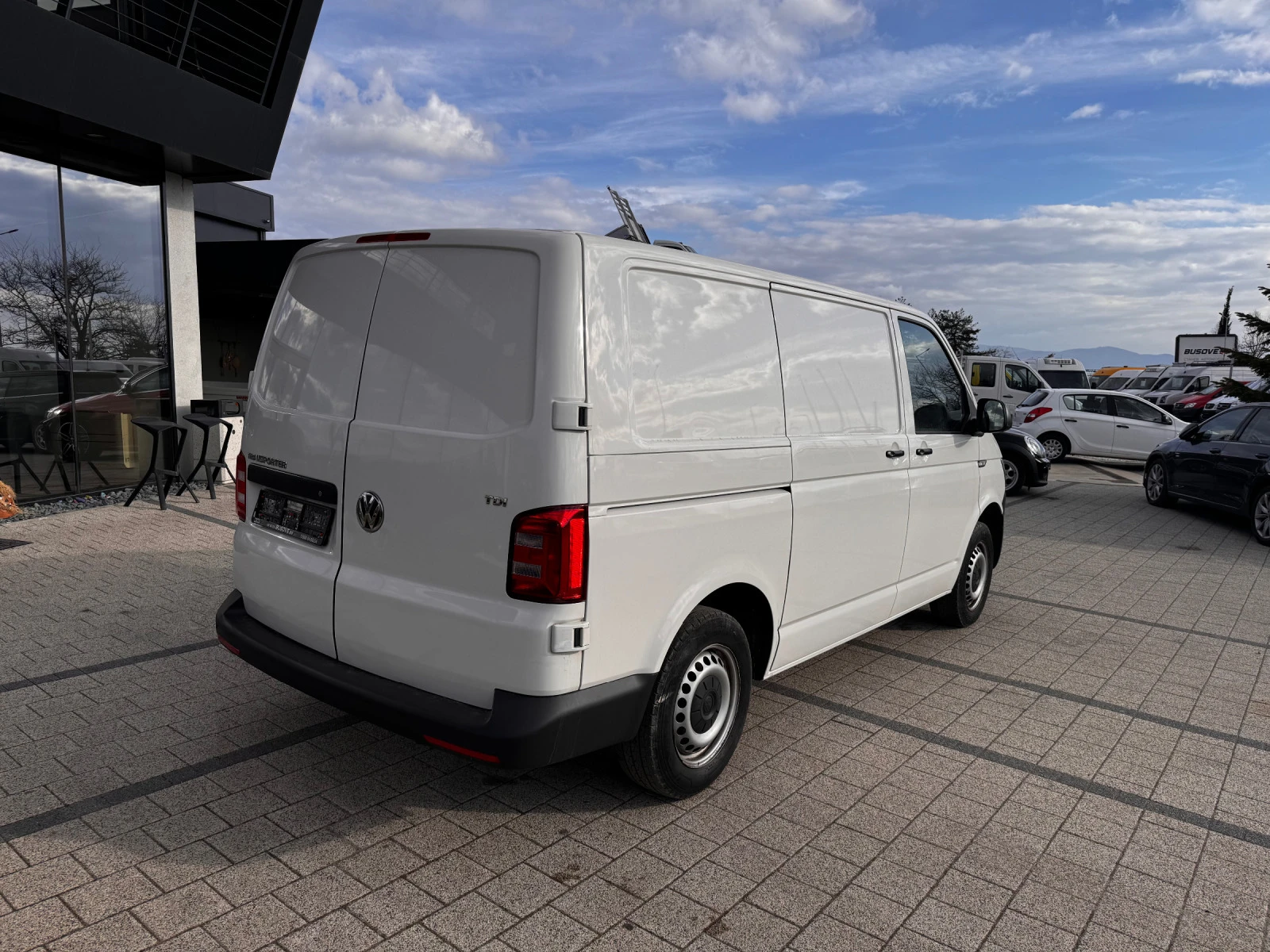 VW T6 2.0TDI Euro 6 2хКлима  - изображение 5