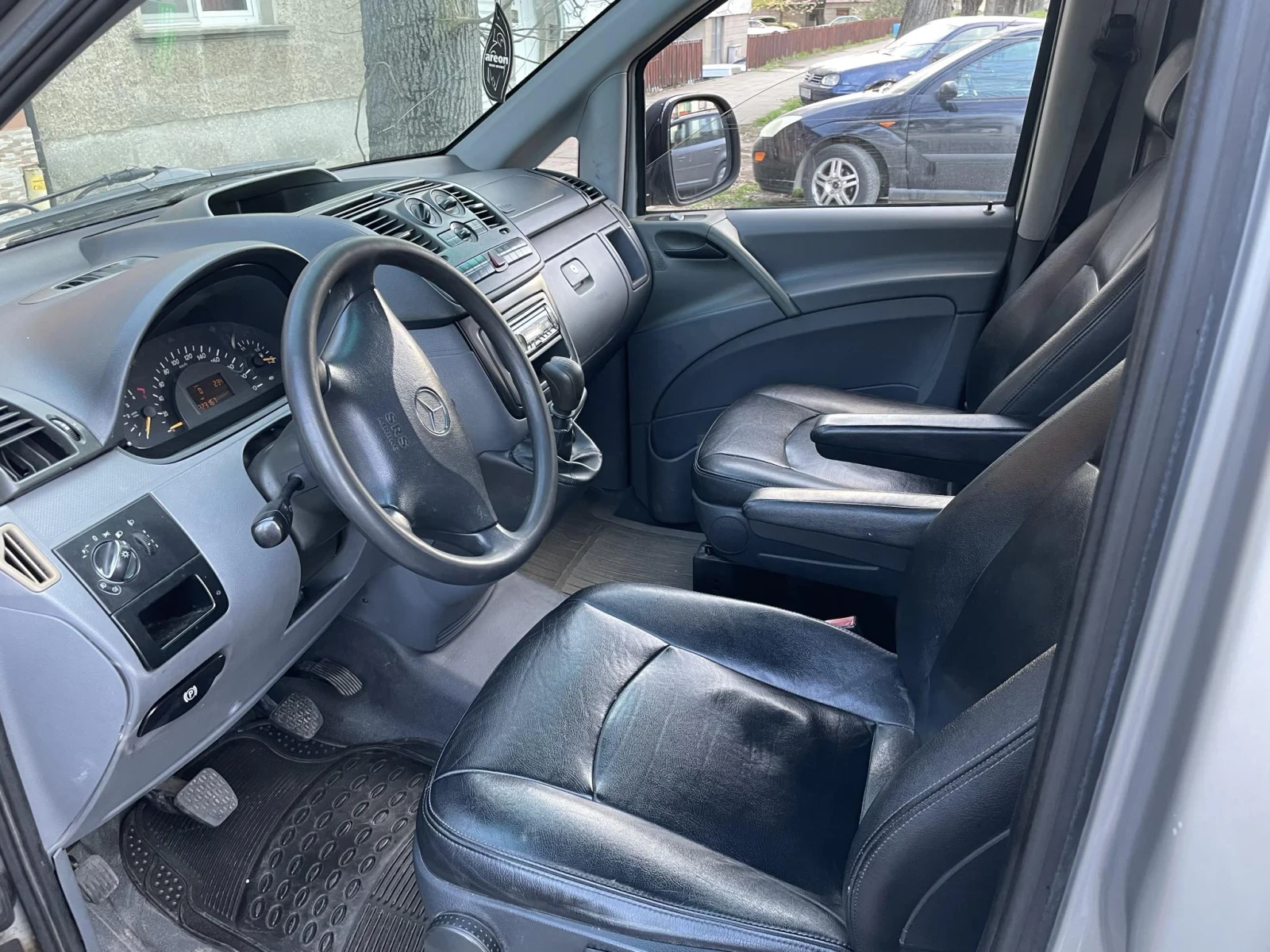 Mercedes-Benz Vito Vito 111/2.2CDI 110кс, снимка 3 - Бусове и автобуси - 54890928