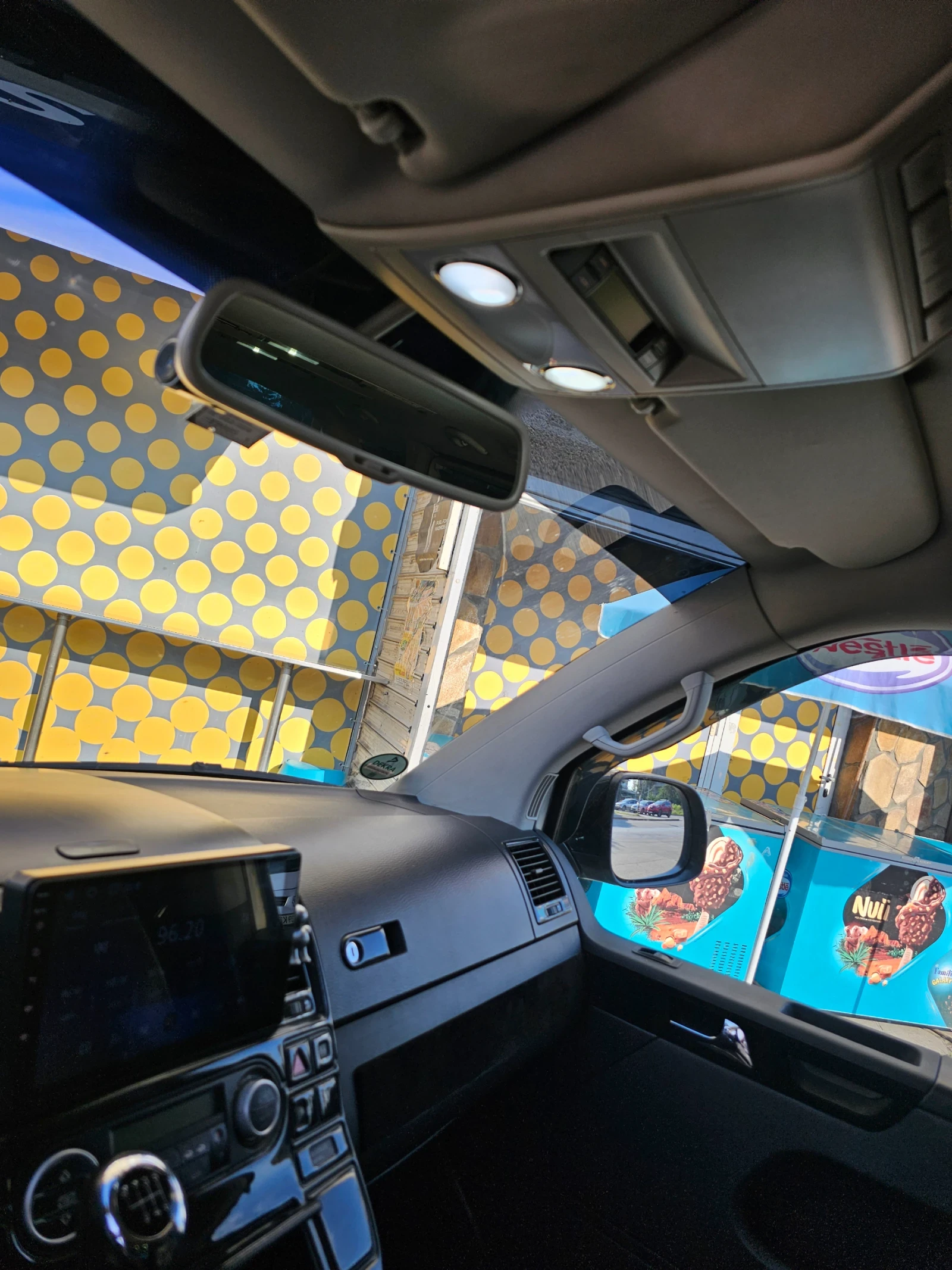 VW Multivan, снимка 4 - Бусове и автобуси - 55080549