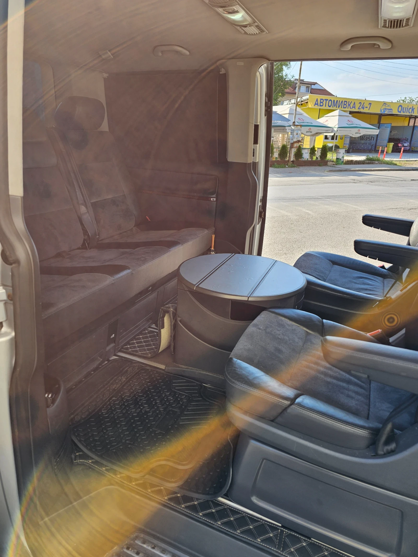 VW Multivan, снимка 10 - Бусове и автобуси - 55080549