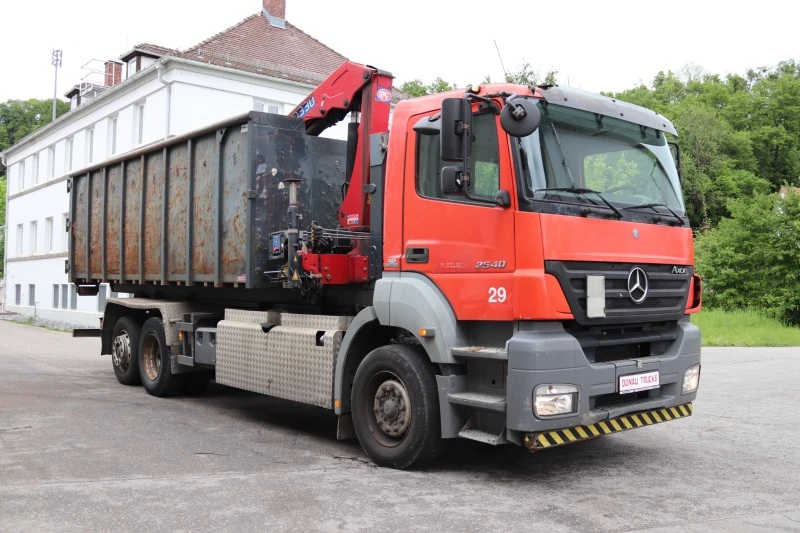 Mercedes-Benz Actros Axor 2540 + Кран, снимка 2 - Камиони - 45581323