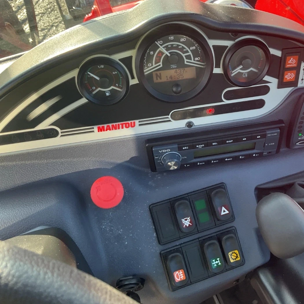 Телескопични товарачи Manitou MT733 Easy Comfort - изображение 10