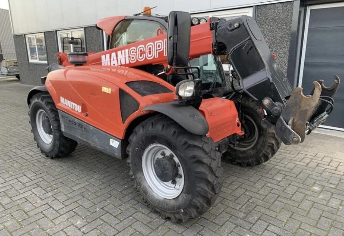 Телескопични товарачи Manitou MLT 625 - изображение 3