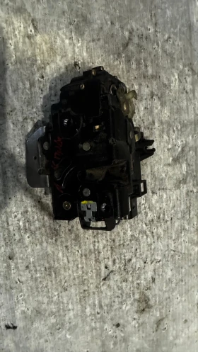 Брава за врата на Audi A2 - 8Z1837015D, снимка 2 - Части - 53078928