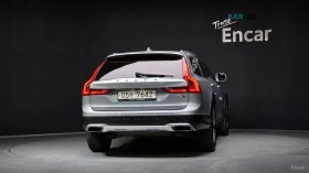 Volvo V90 T5 / MOMENTUM / ПОДГРЕВИ / ДИСТРОНИК / ПАНОРАМА, снимка 4