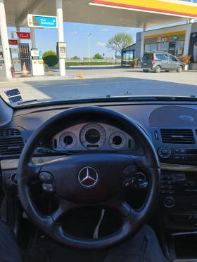 Mercedes-Benz E 320, снимка 5