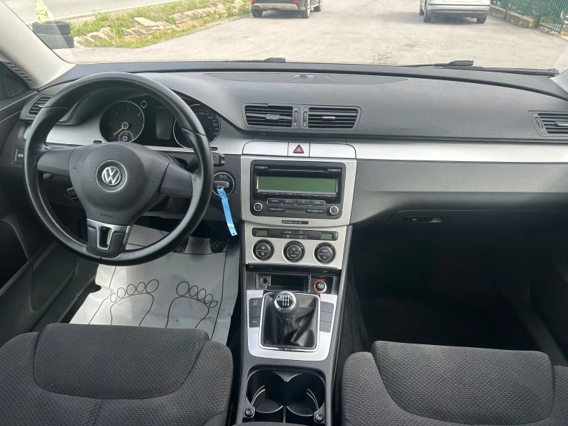 VW Passat 2.0TDI-CommonRail 4 Motion, снимка 11 - Автомобили и джипове - 46356222