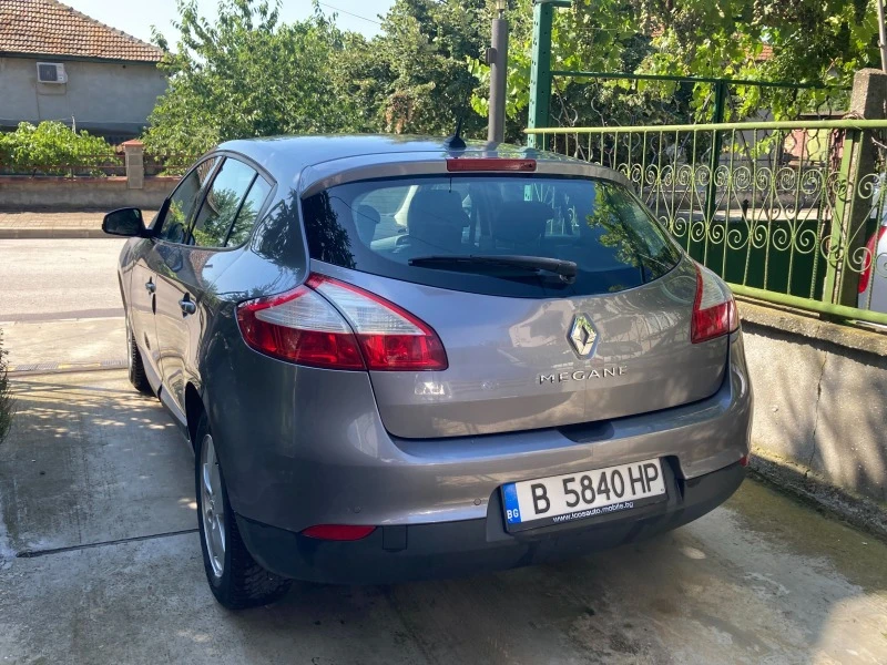 Renault Megane, снимка 2 - Автомобили и джипове - 49508246