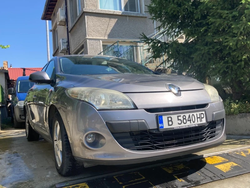 Renault Megane, снимка 4 - Автомобили и джипове - 46845182