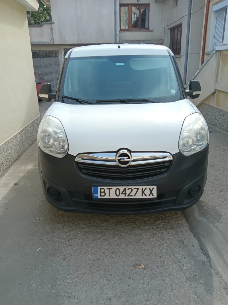 Opel Combo, снимка 1 - Автомобили и джипове - 47343701