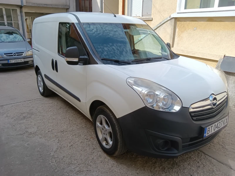 Opel Combo, снимка 3 - Автомобили и джипове - 47343701