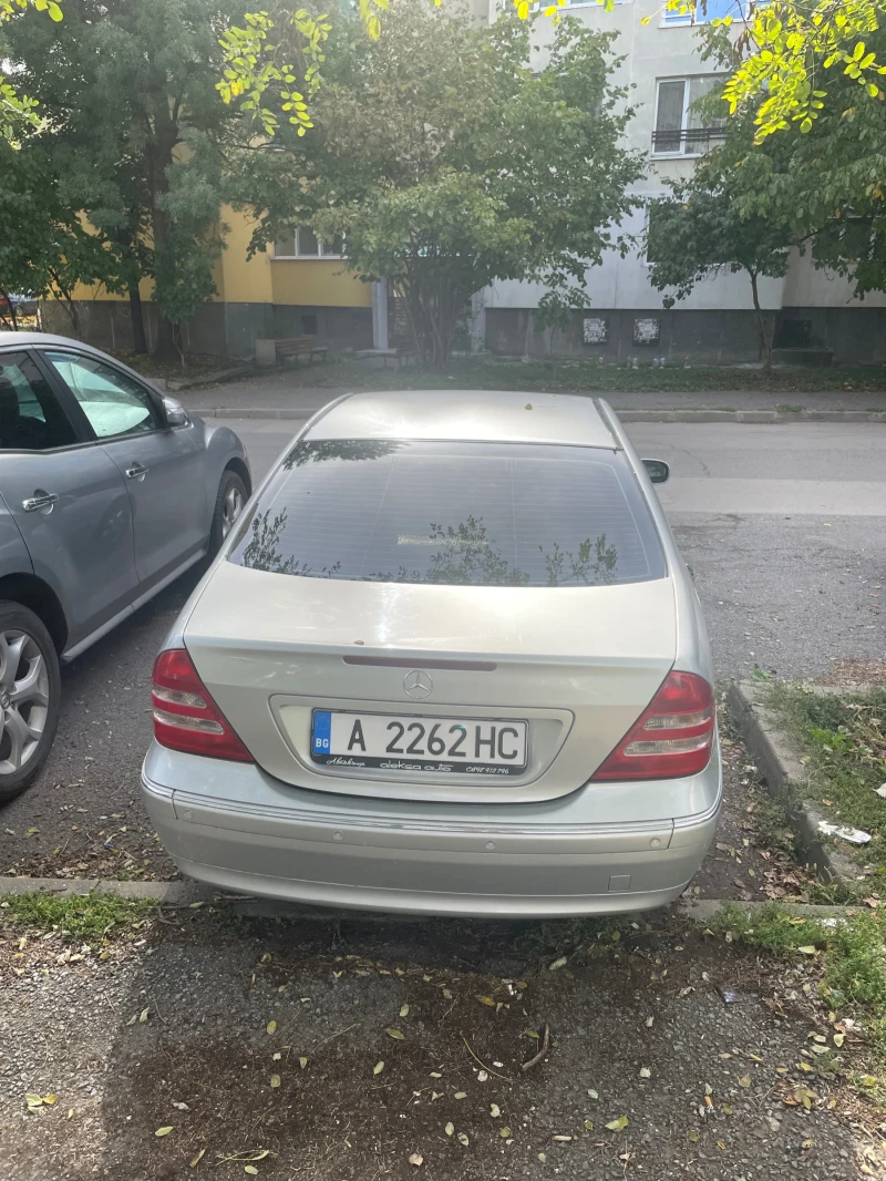 Mercedes-Benz C 180  Бензин/Газ 1.8, снимка 3 - Автомобили и джипове - 47545982