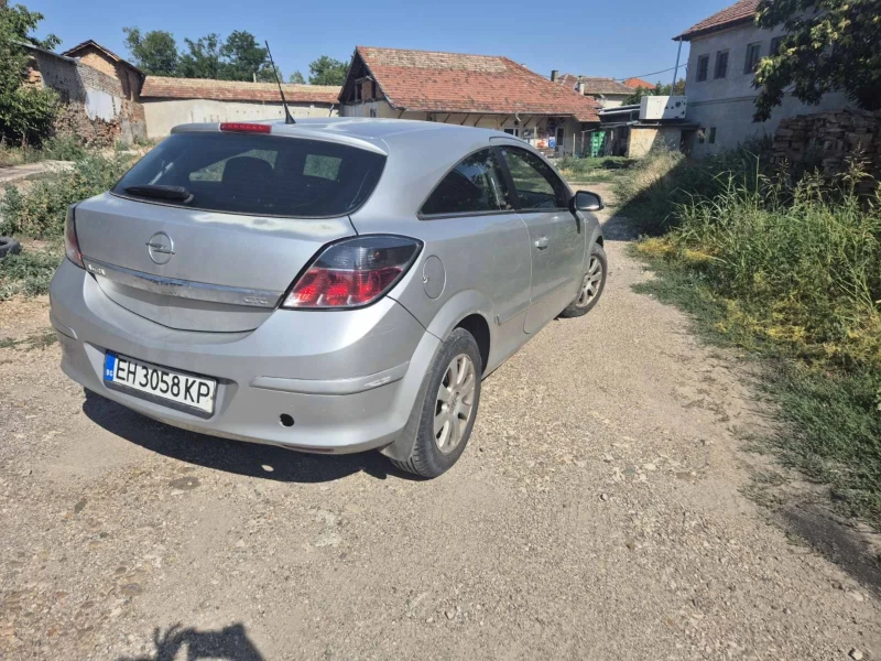 Opel Astra, снимка 4 - Автомобили и джипове - 51955890