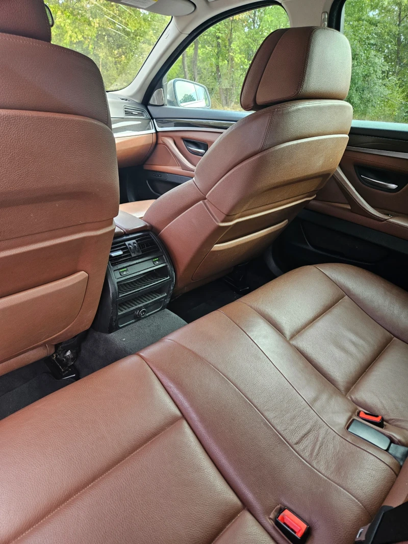 BMW 520, снимка 11 - Автомобили и джипове - 52189085