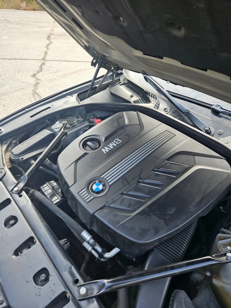 BMW 520, снимка 14 - Автомобили и джипове - 52189085