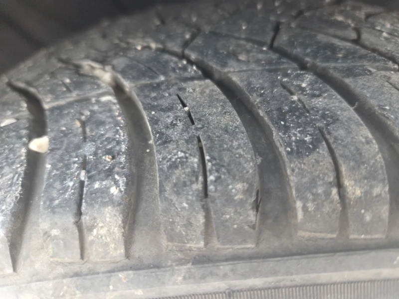 Renault Scenic 1.5dci* klima* , снимка 10 - Автомобили и джипове - 52332823