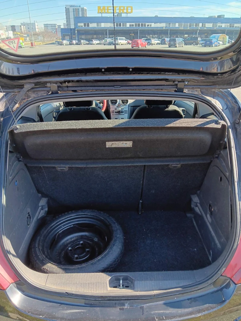 Opel Corsa, снимка 10 - Автомобили и джипове - 52561988