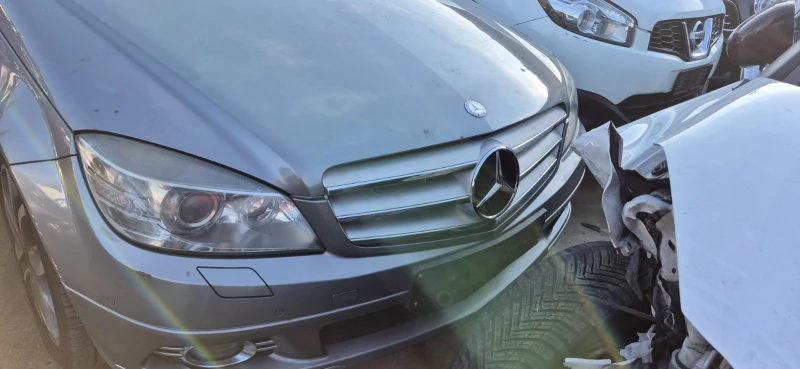 Mercedes-Benz C 220 CDI W204  автомат 646.811   само на части  , снимка 4 - Автомобили и джипове - 53077344