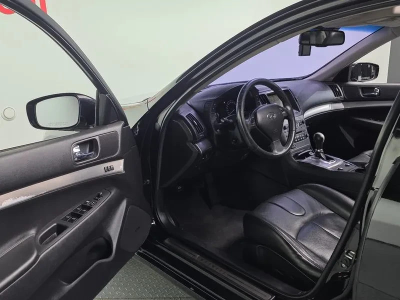Infiniti G 25 - 2.5 - САМО 30% АВАНС, снимка 10 - Автомобили и джипове - 56285477