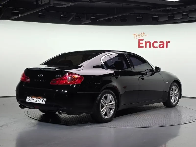 Infiniti G 25 - 2.5 - САМО 30% АВАНС, снимка 2 - Автомобили и джипове - 56285477