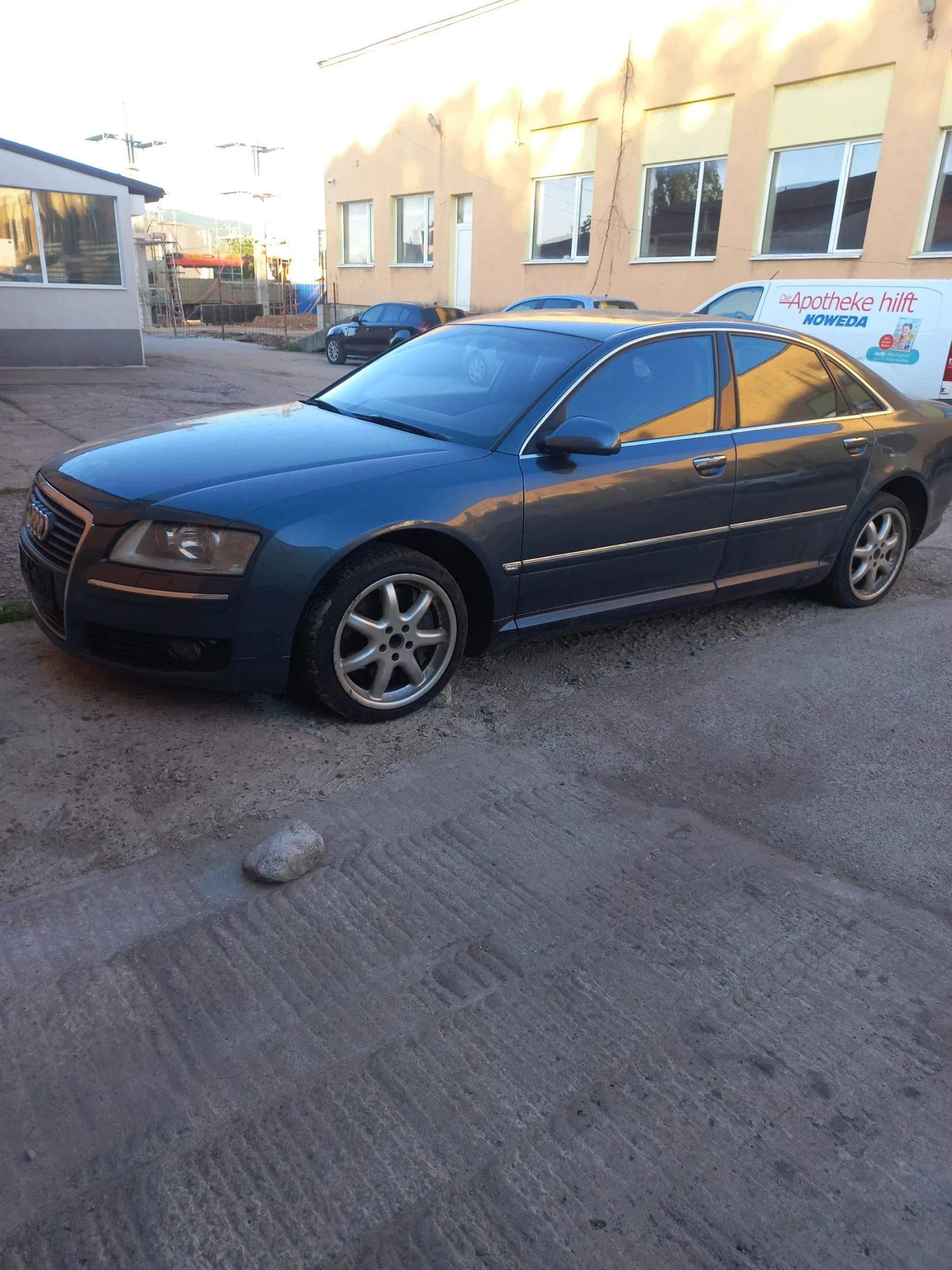 Audi A8 4.2 fsi- 350 BVJ, снимка 1