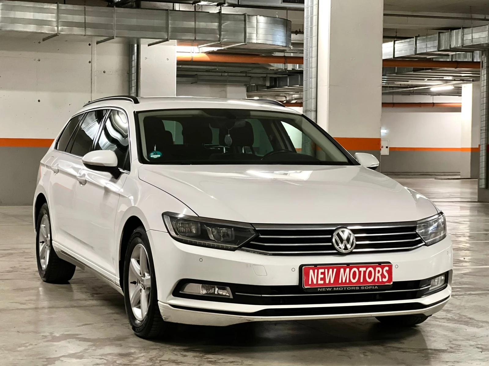 VW Passat 2.0 TDI лизинг презУникредит 380 лева на месец - изображение 3