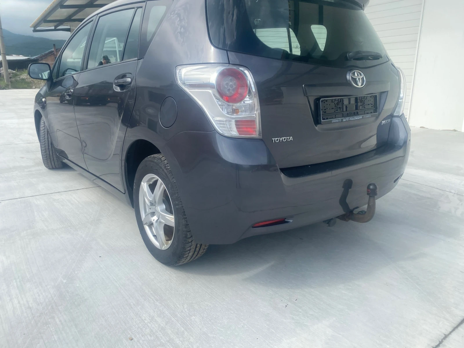 Toyota Corolla verso 2.0 d-4d face - изображение 4