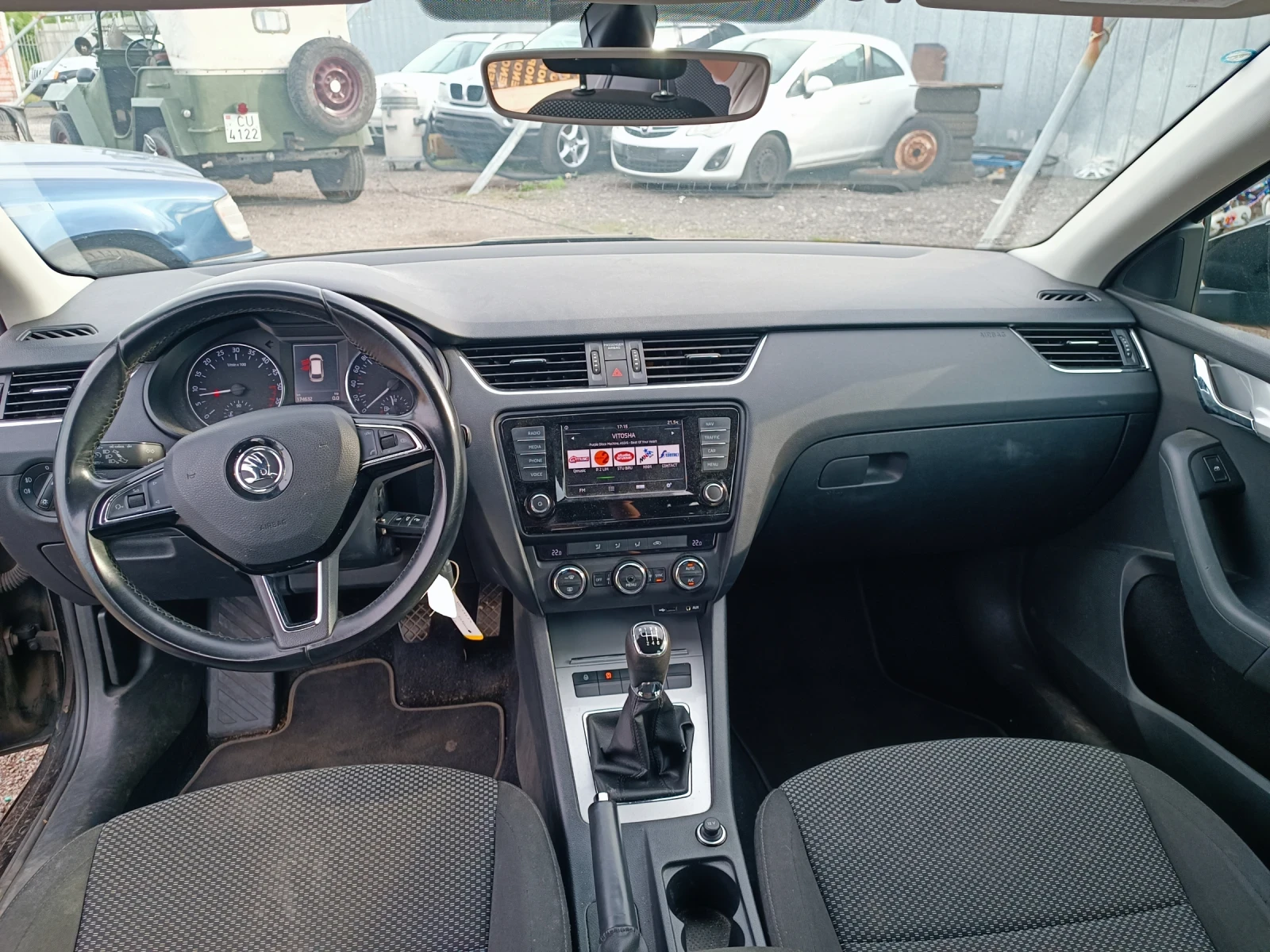 Skoda Octavia 1.6 TDI GREENLINE 2016 EURO 6B - изображение 9