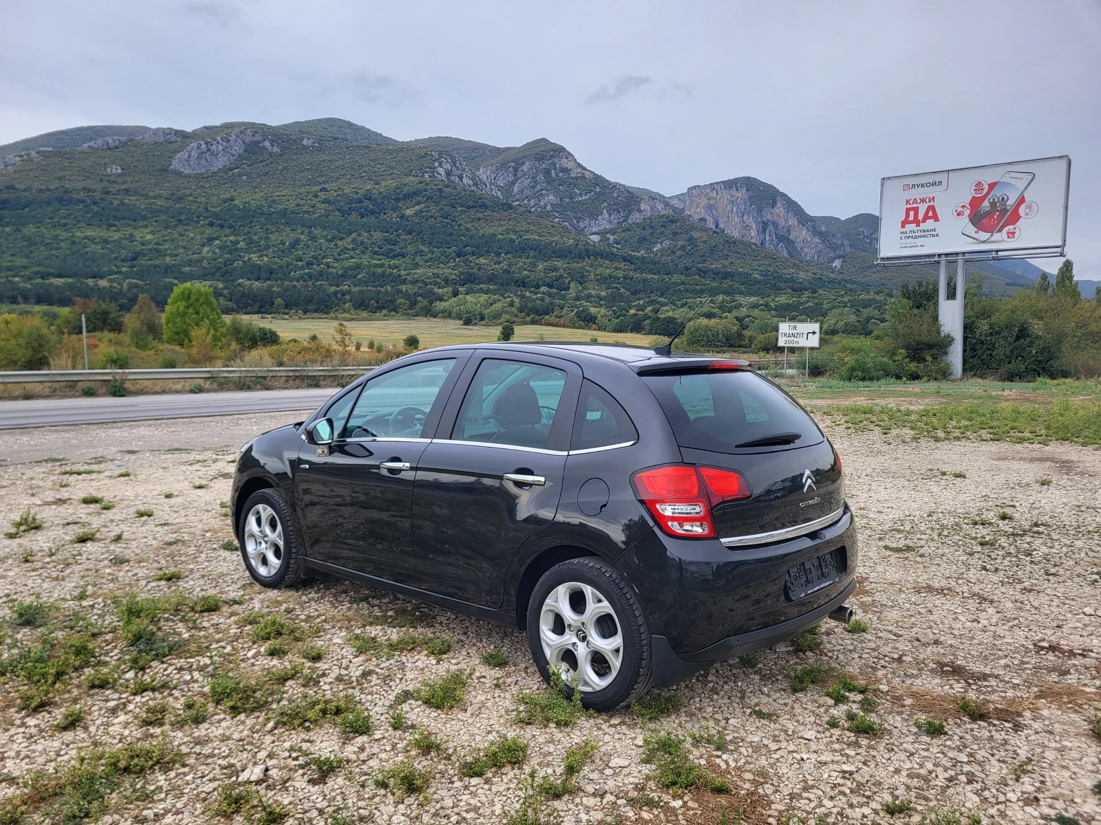 Citroen C3 1.4i EXCLUSIVE - изображение 3
