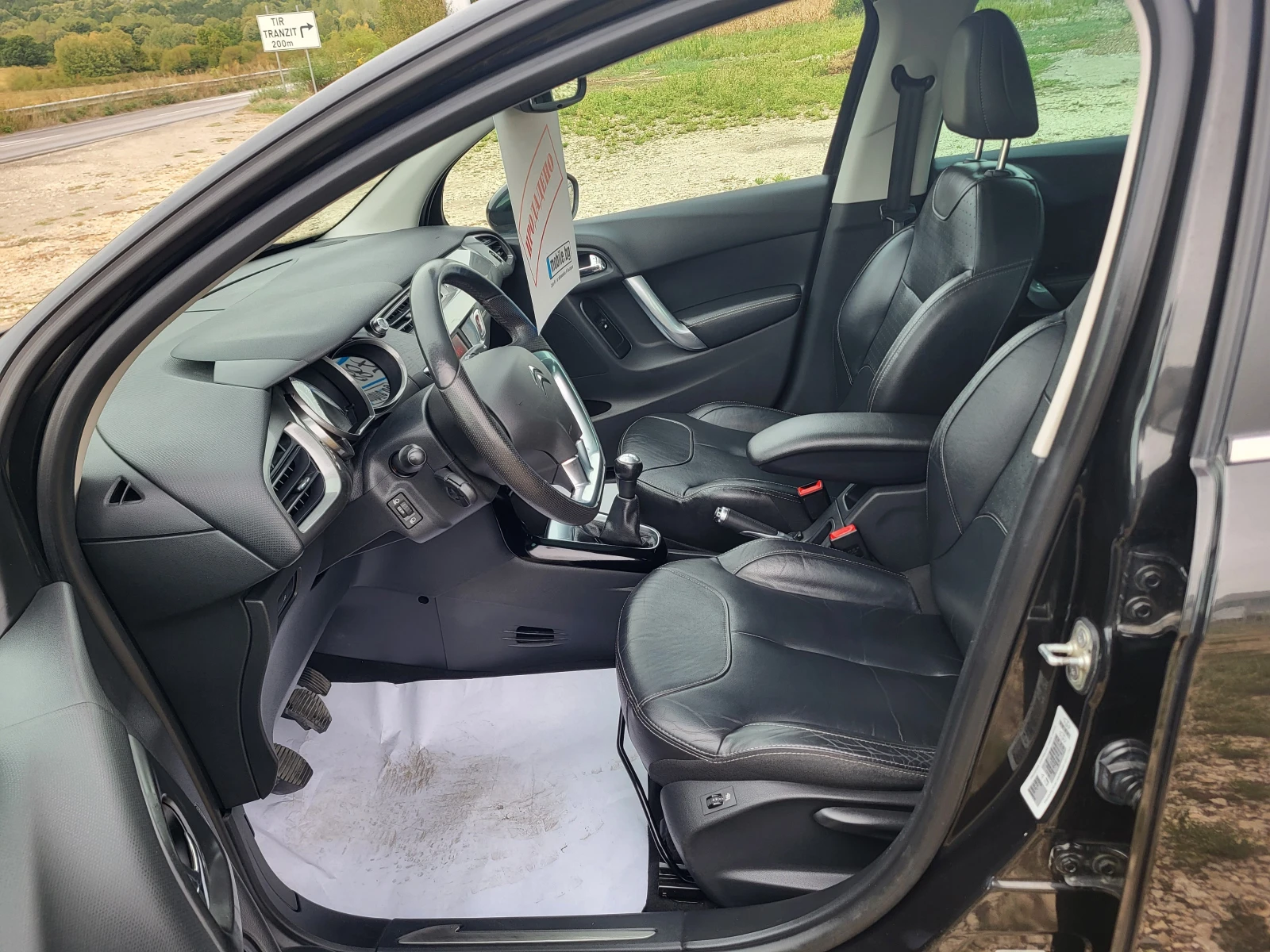 Citroen C3 1.4i EXCLUSIVE - изображение 9