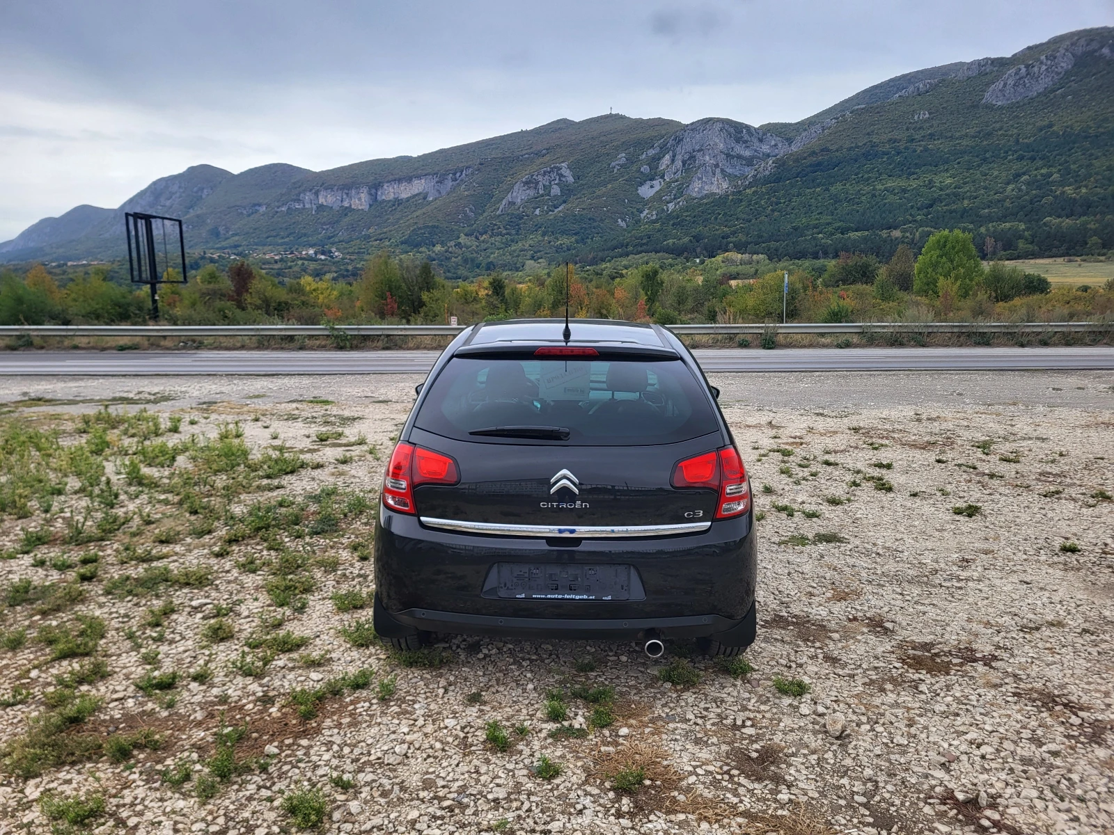 Citroen C3 1.4i EXCLUSIVE - изображение 4