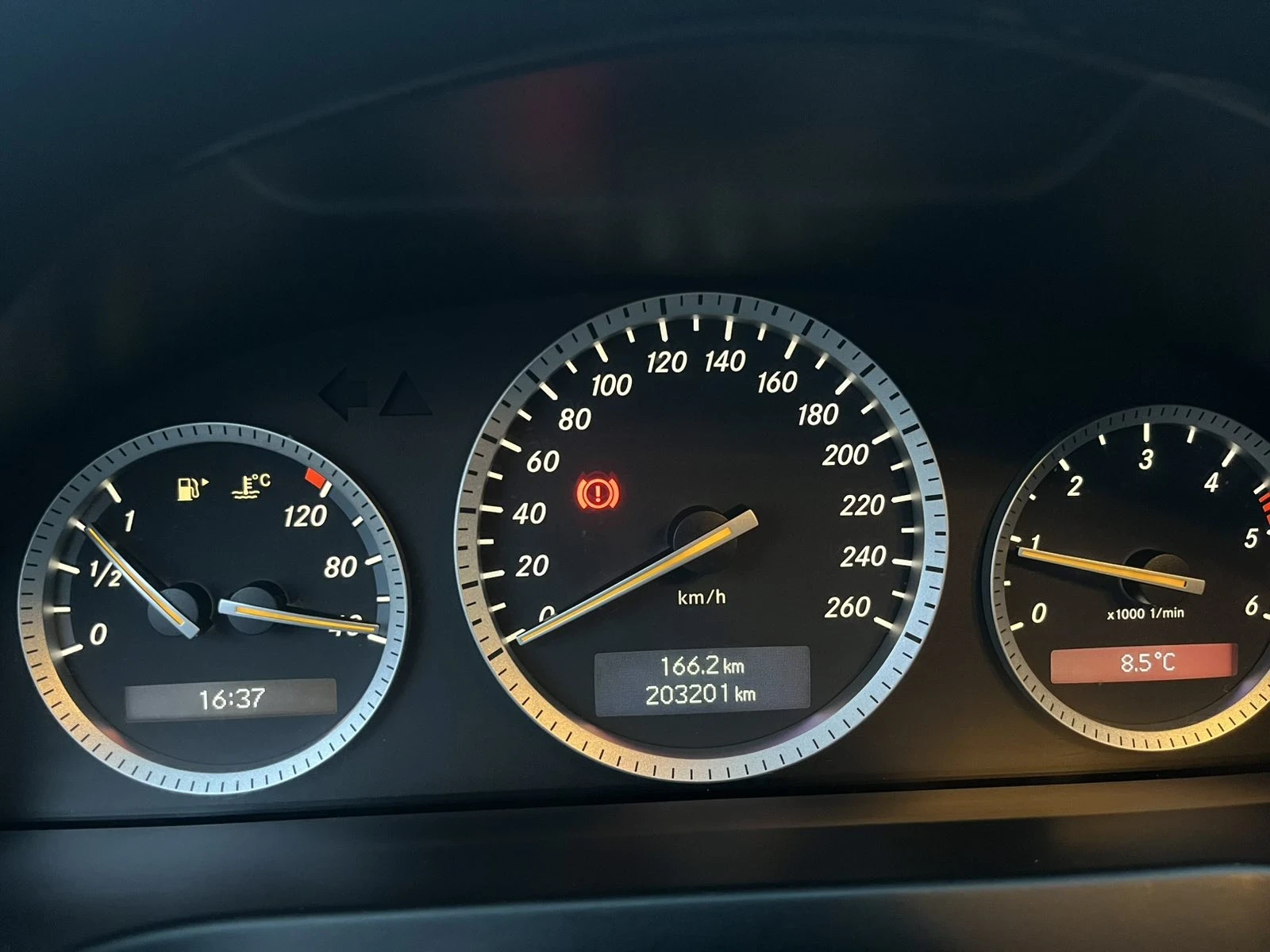 Mercedes-Benz C 220  - изображение 10