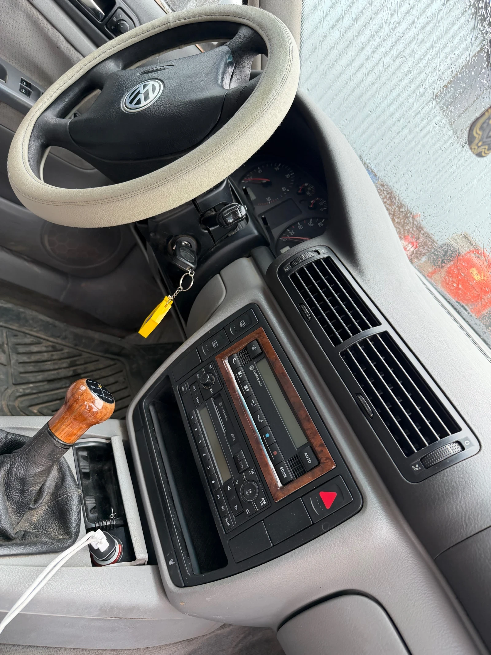 VW Passat 1.9 TDI 110 p.s B5;КЛИМАТРОНИК;ЕДИН СОБСТВЕНИК , снимка 5 - Автомобили и джипове - 53936604