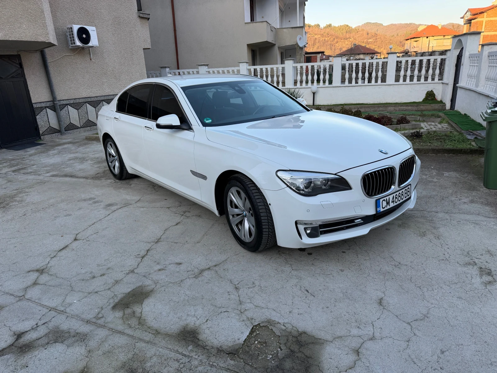 BMW 740
