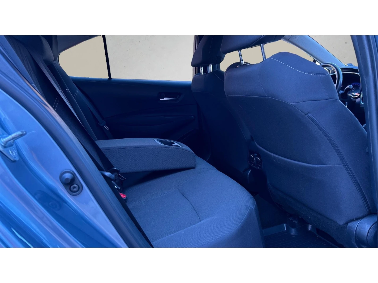 Toyota Corolla 1.5 А/Т, Месечна вноска от 227  , снимка 10 - Автомобили и джипове - 54115604