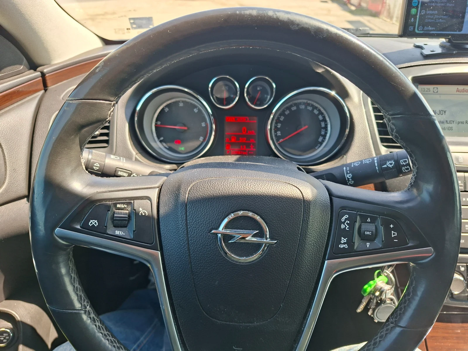 Opel Insignia Sports Tourer 4x4 2.0 Дизел 160 к.с. Автоматична, снимка 6 - Автомобили и джипове - 54166302