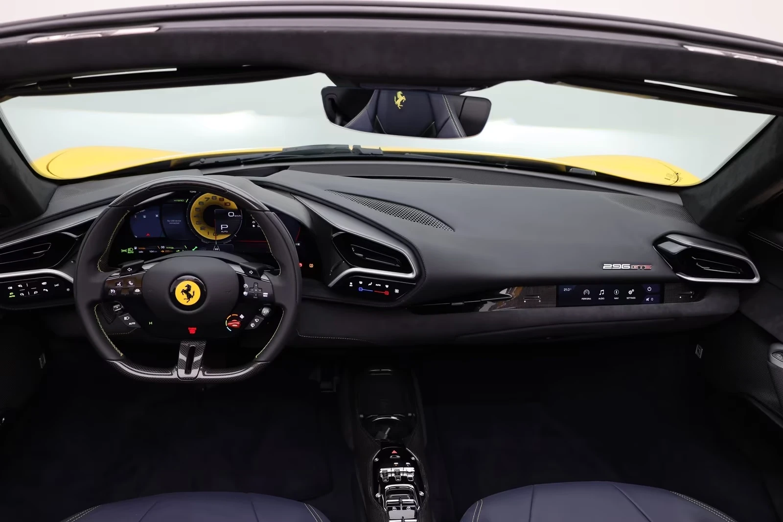 Ferrari 296 GTS PLUG-IN HYBRID KERAMIK , снимка 6 - Автомобили и джипове - 54671006