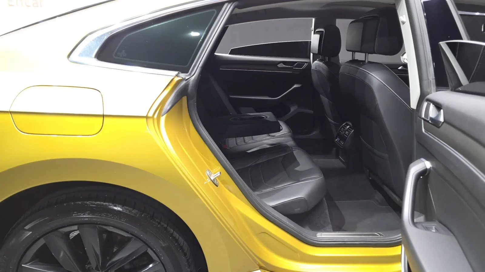 VW Arteon PRESTIGE !БОГАТО ОБОРУДВАНЕ!!ПОДГРЕВИ! !ПАНОРАМА!, снимка 8 - Автомобили и джипове - 54934559