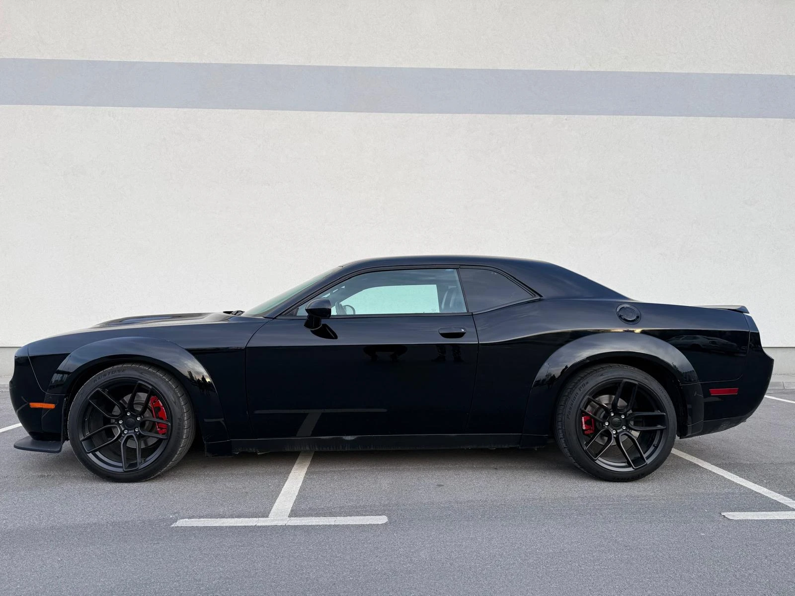 Dodge Challenger SRT, снимка 2 - Автомобили и джипове - 55273613