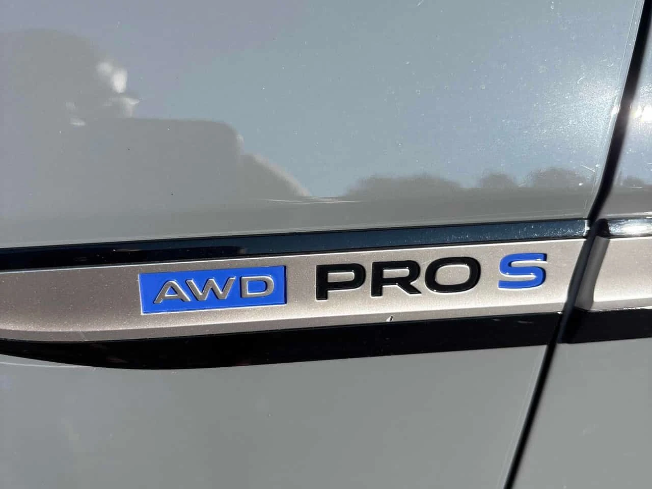 VW ID.4 Pro / CARFAX / АВТОКРЕДИТ / ОТ ПРЕДСТАВИТЕЛСТВО , снимка 12 - Автомобили и джипове - 55508260