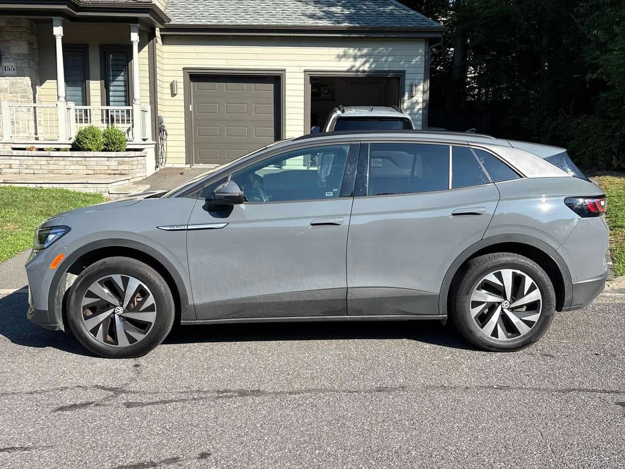 VW ID.4 Pro / CARFAX / АВТОКРЕДИТ / ОТ ПРЕДСТАВИТЕЛСТВО , снимка 2 - Автомобили и джипове - 55508260
