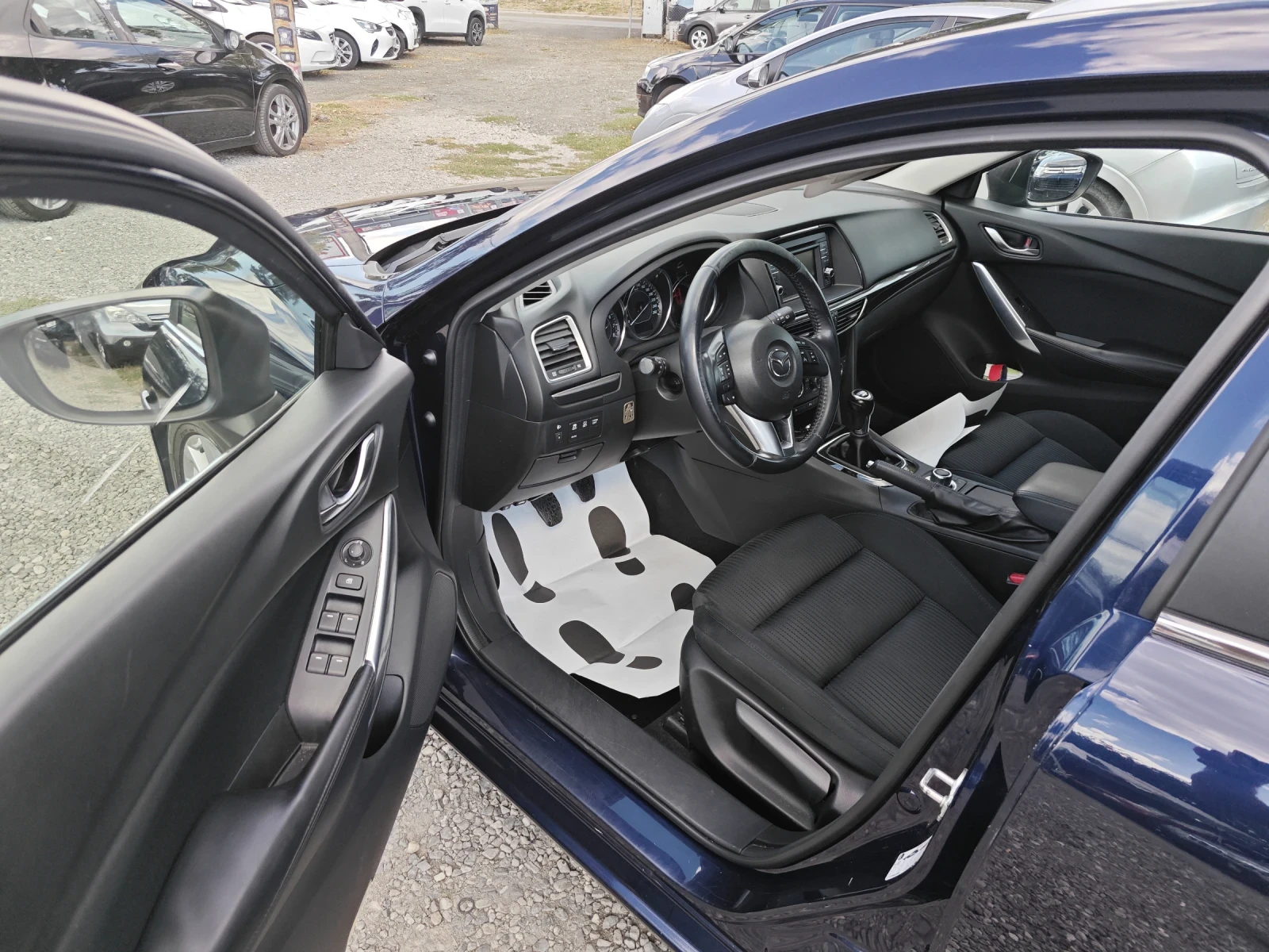 Mazda 6 2.0i, снимка 7 - Автомобили и джипове - 56120911